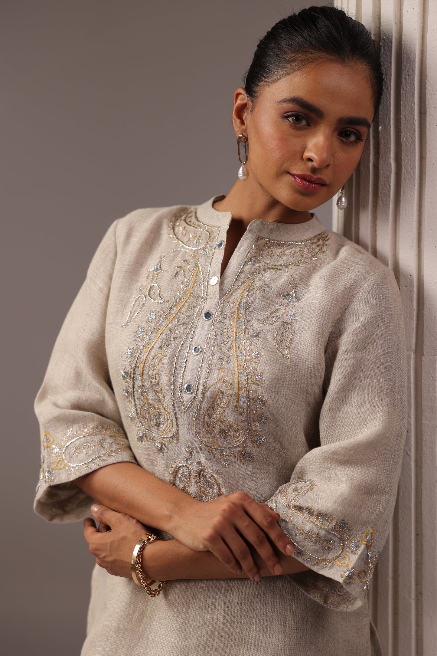 Silver Paisley Set